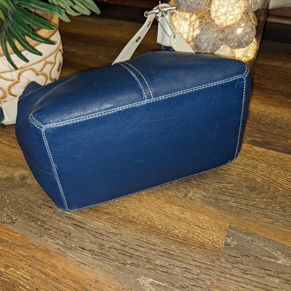 Coach Legacy Demi Hobo Soho Crossbody Bag - Picture 12 of 13